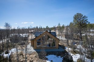 Stort hus i Bruksvallarna