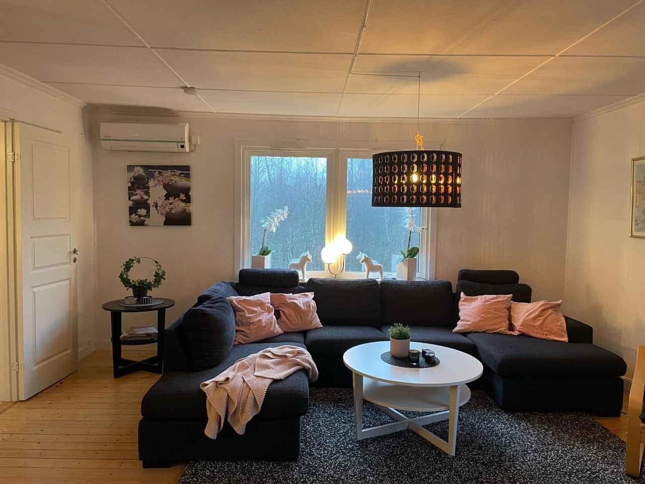 Stuga med egen pool vid badsjö. – bild 14 av 22