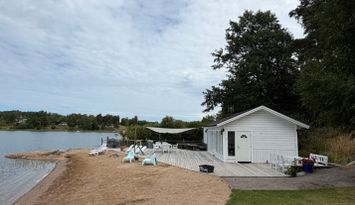 Stuga vid havet