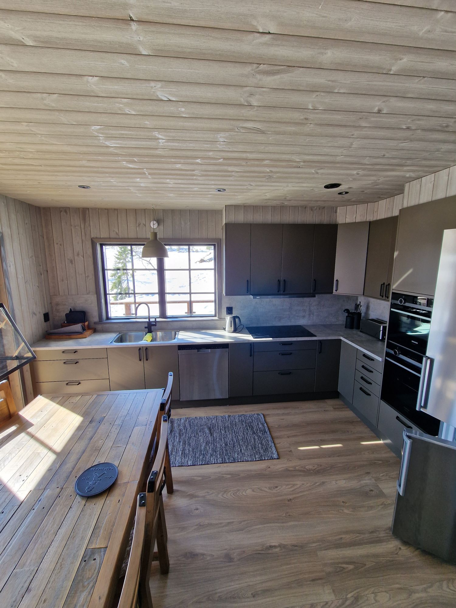 Fantastiskt läge mitt i Bydalens skidområde – bild 7 av 23