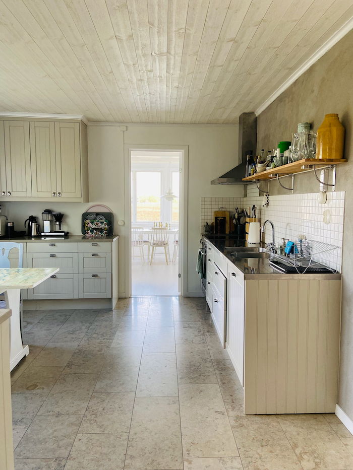 Stort hus i Bunge nära Fårö och Bungenäs, 2 familj – bild 13 av 24
