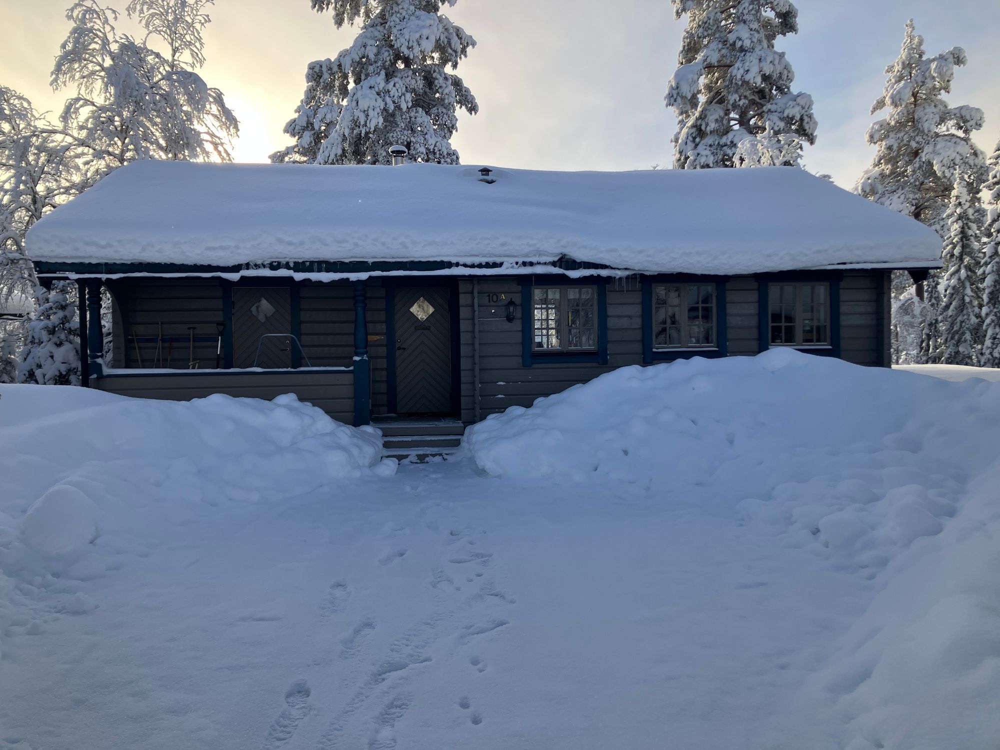 Rymlig fjällstuga – 50 meter till längdspåret