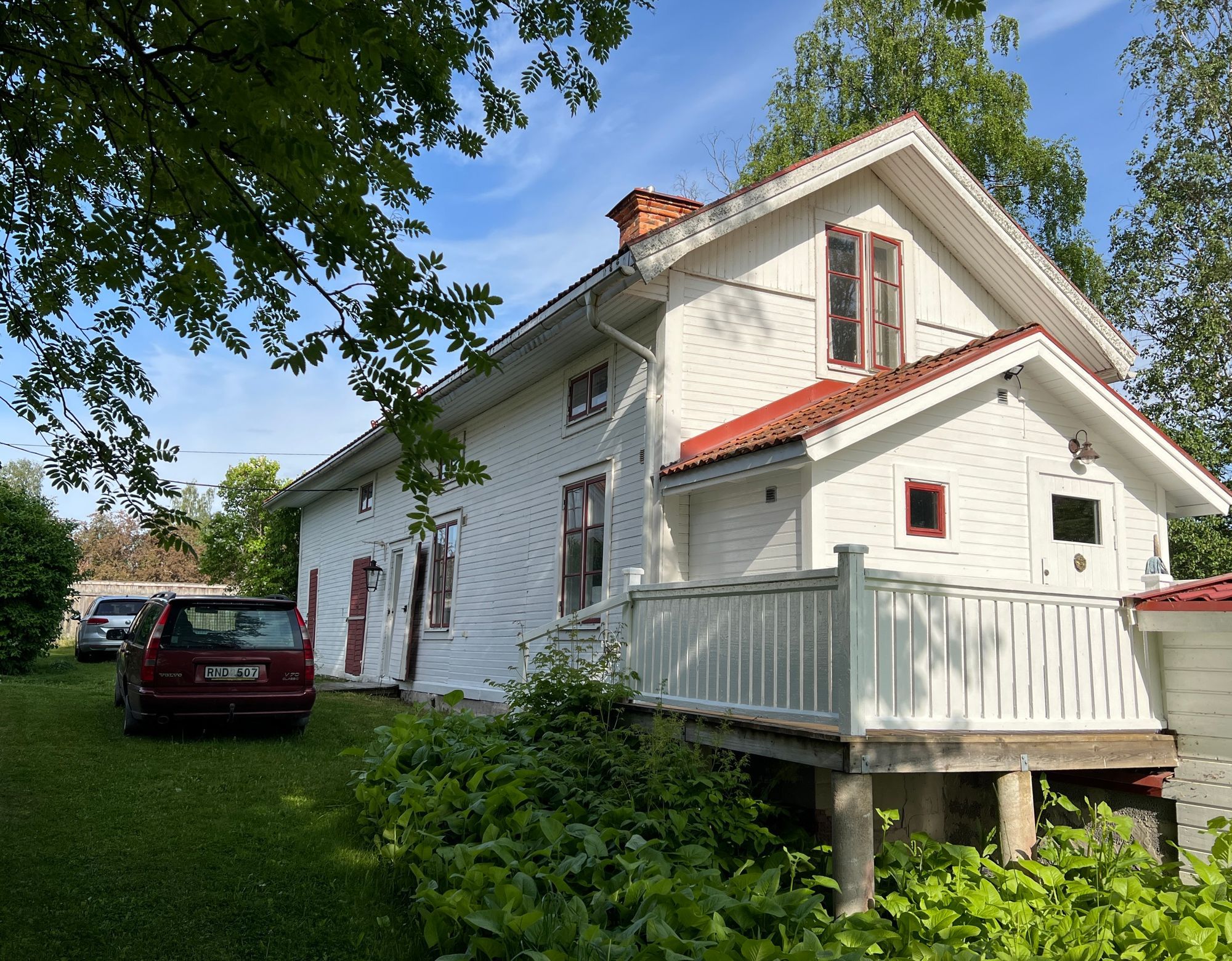 Hus med sjöutsikt i vackra Grangärde