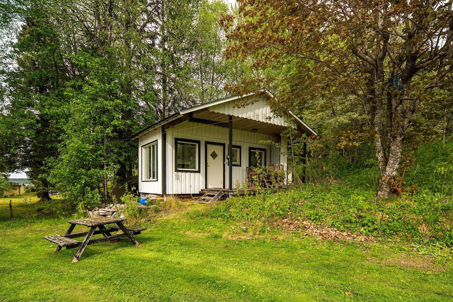 Fantastisk stuga med egen strand – bild 6 av 6