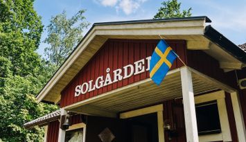 mysigt sommarhus för 7 med badtunna