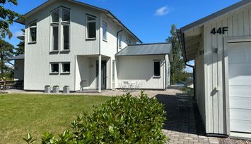 Sjötomt på Resarö