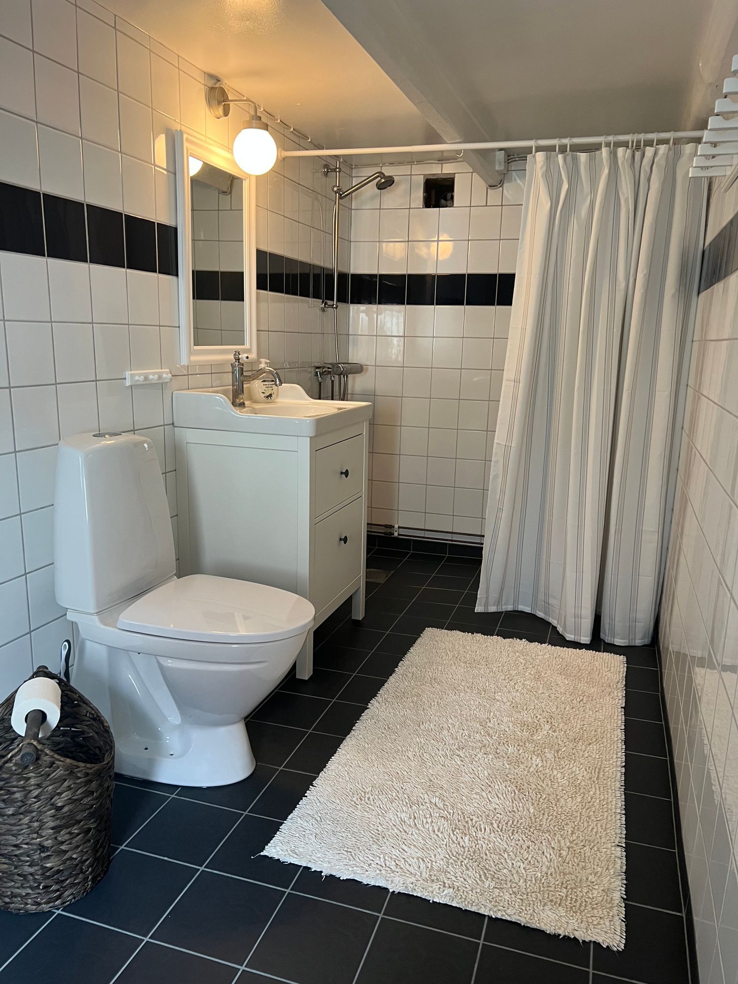Hus i Fjällbacka – bild 7 av 15