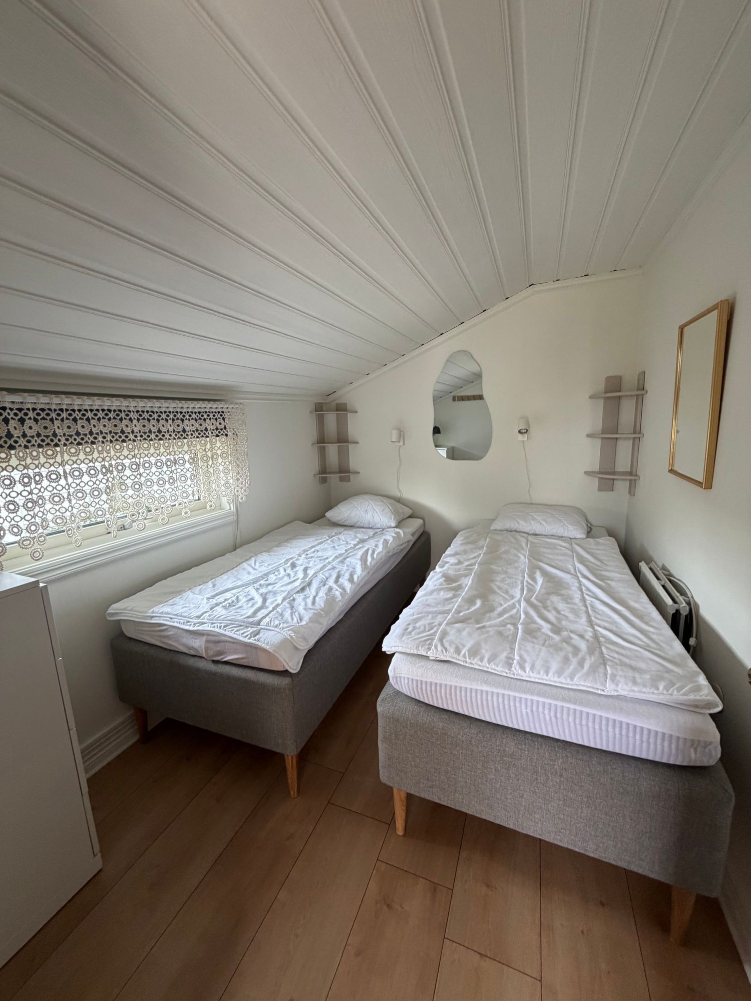 Rymlig familjestuga 200 m från havet – Glommen – bild 4 av 24