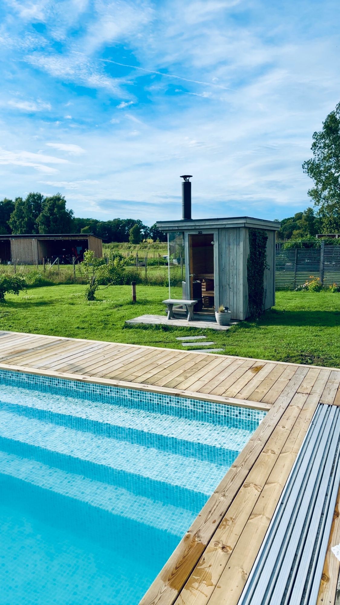 Boende med utomhuspool och bastu – bild 2 av 10