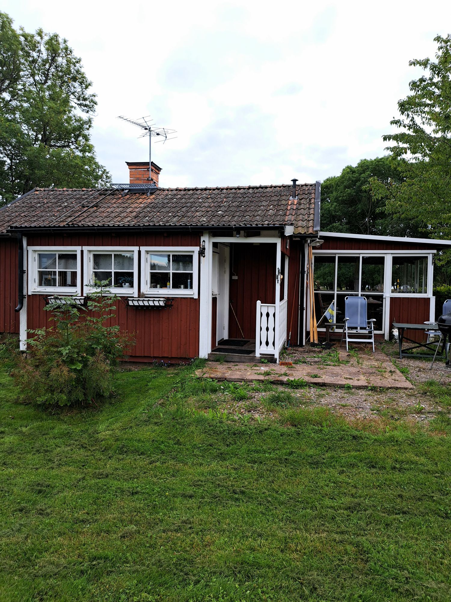 Naturnära sommarstuga i Hedesunda, Gästrikland – bild 3 av 7