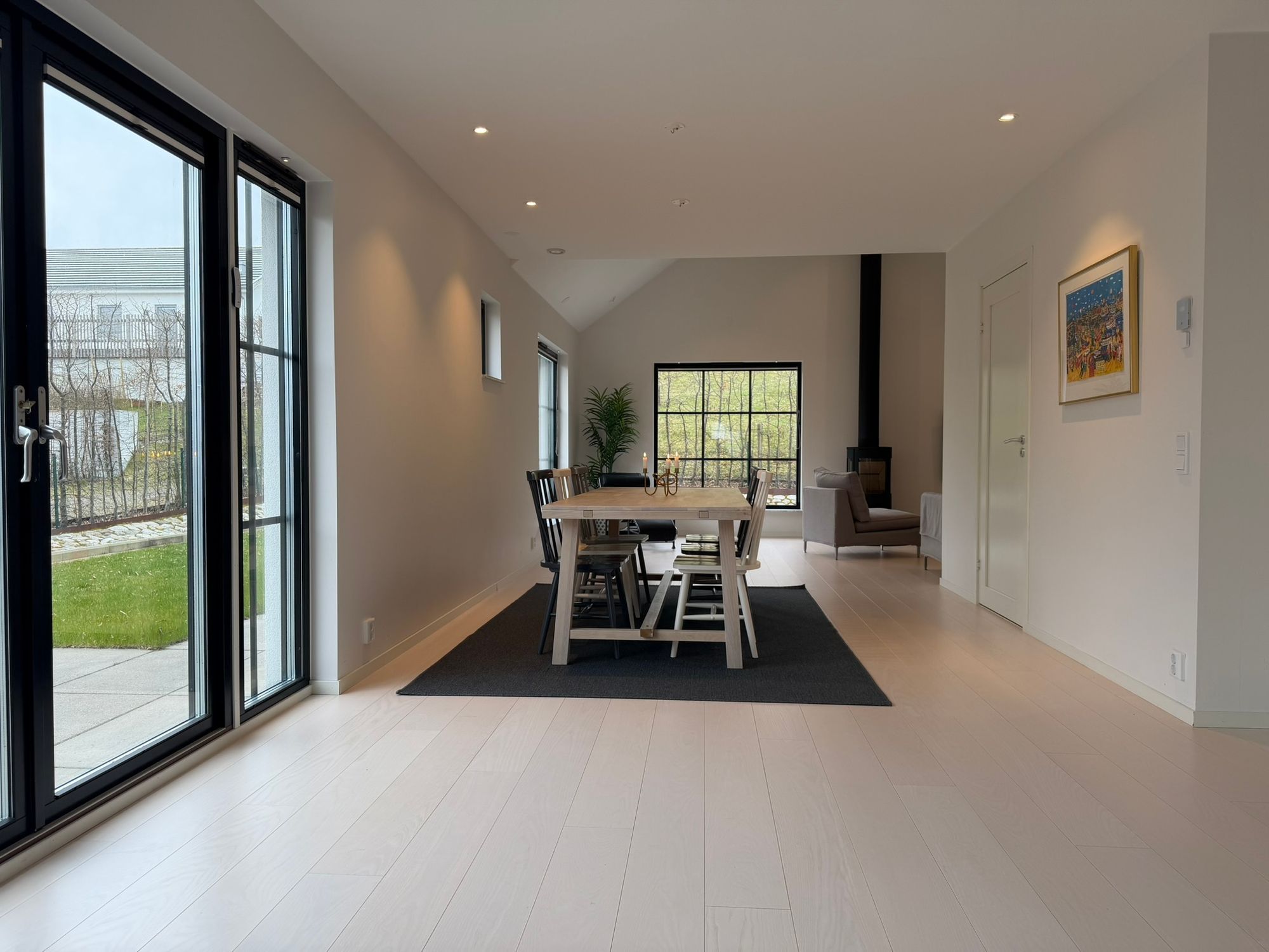Exklusivt strandnära hus i Kivik – bild 10 av 24