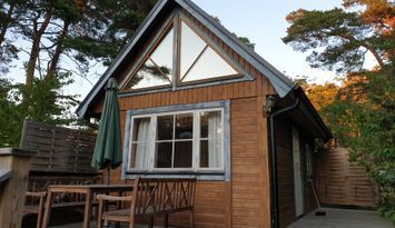 Fräscht litet hus vid havet i Brissund nära Visby!