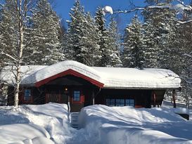 Mysig stuga nära pisterna i Kläppen, Sälen!