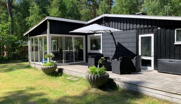 Cosy summer house with Guest house, Fårabäck, Åhus