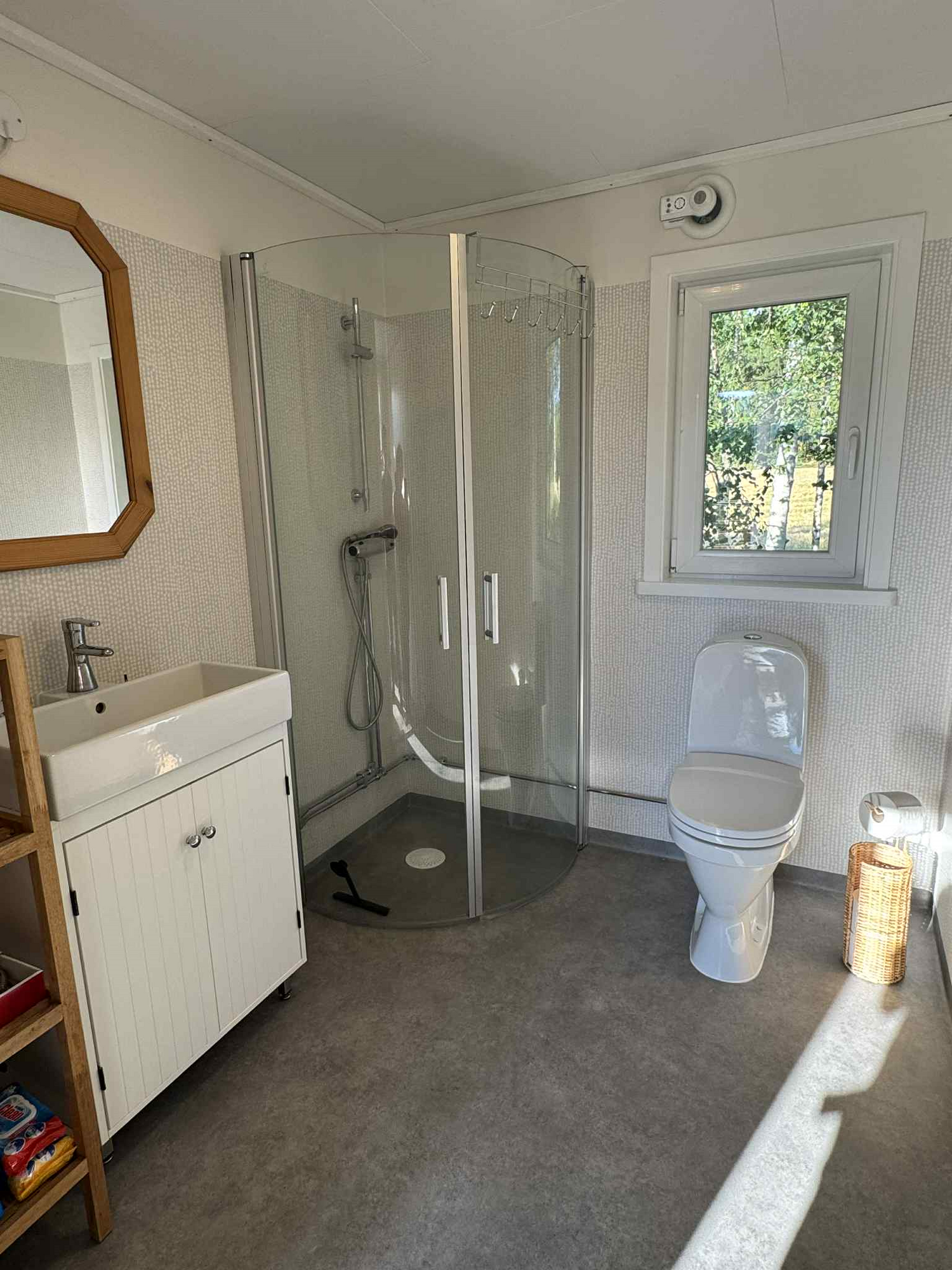 Mysig stuga i Docksta, Höga Kusten – bild 8 av 11