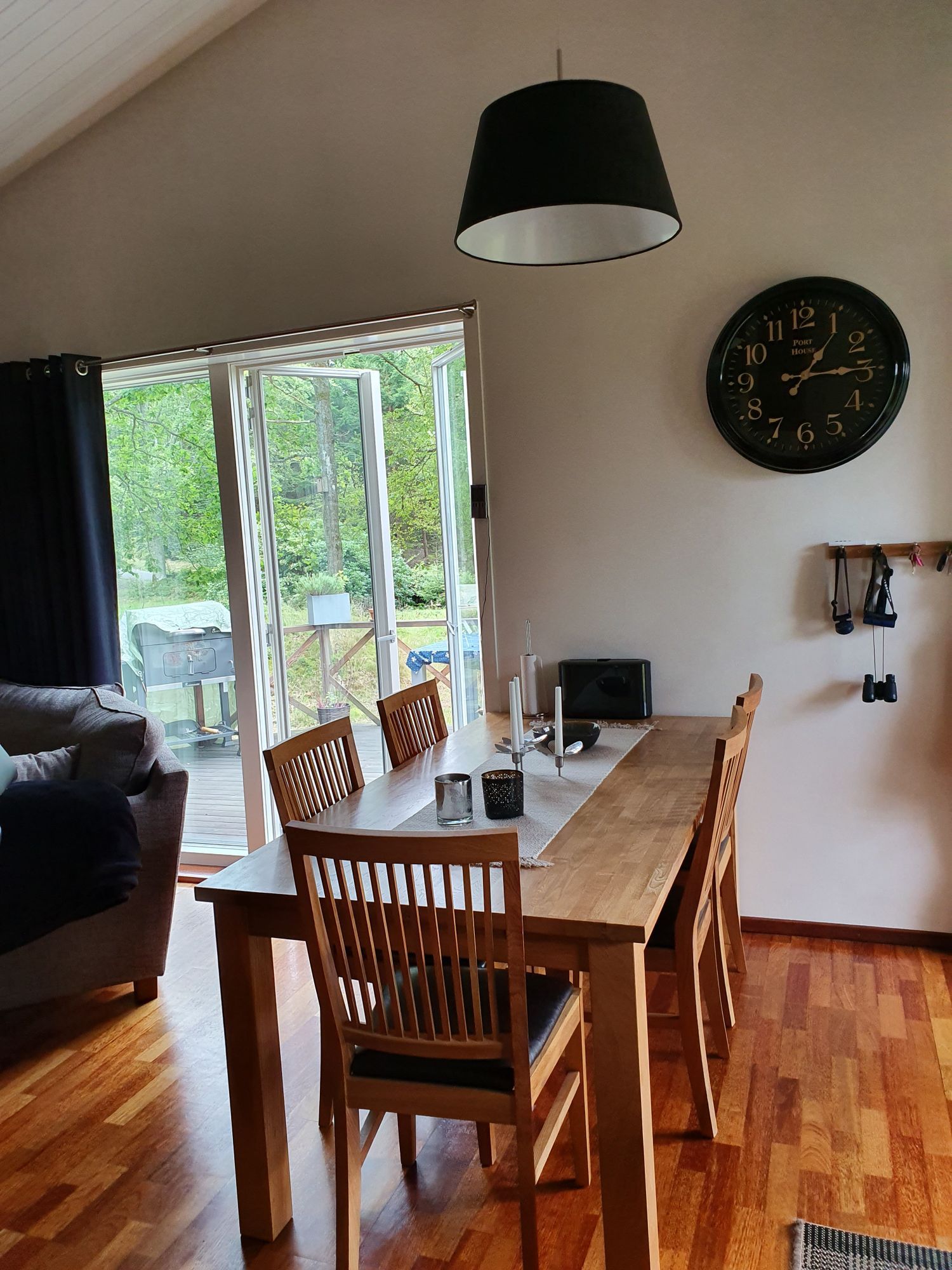 Charmig och modern stuga med alla bekvämligheter! – bild 7 av 24