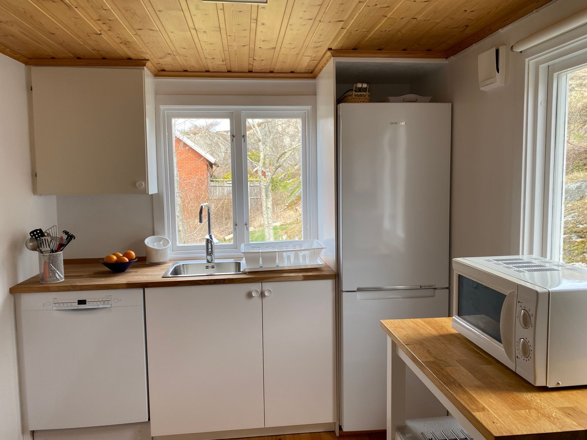 Trevligt och fräscht hus i Bleket på Tjörn – bild 4 av 22