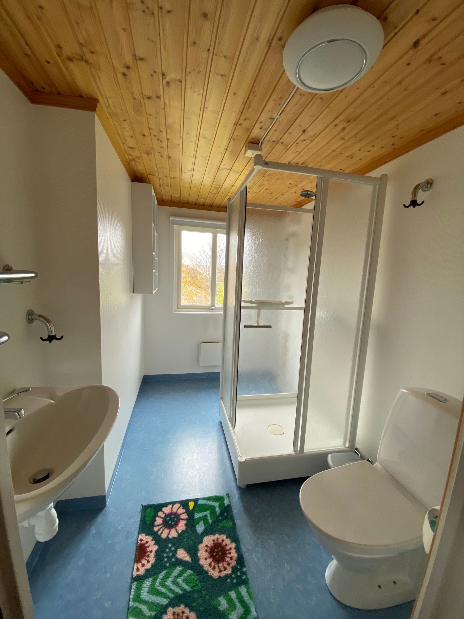 Trevligt och fräscht hus i Bleket på Tjörn – bild 11 av 22