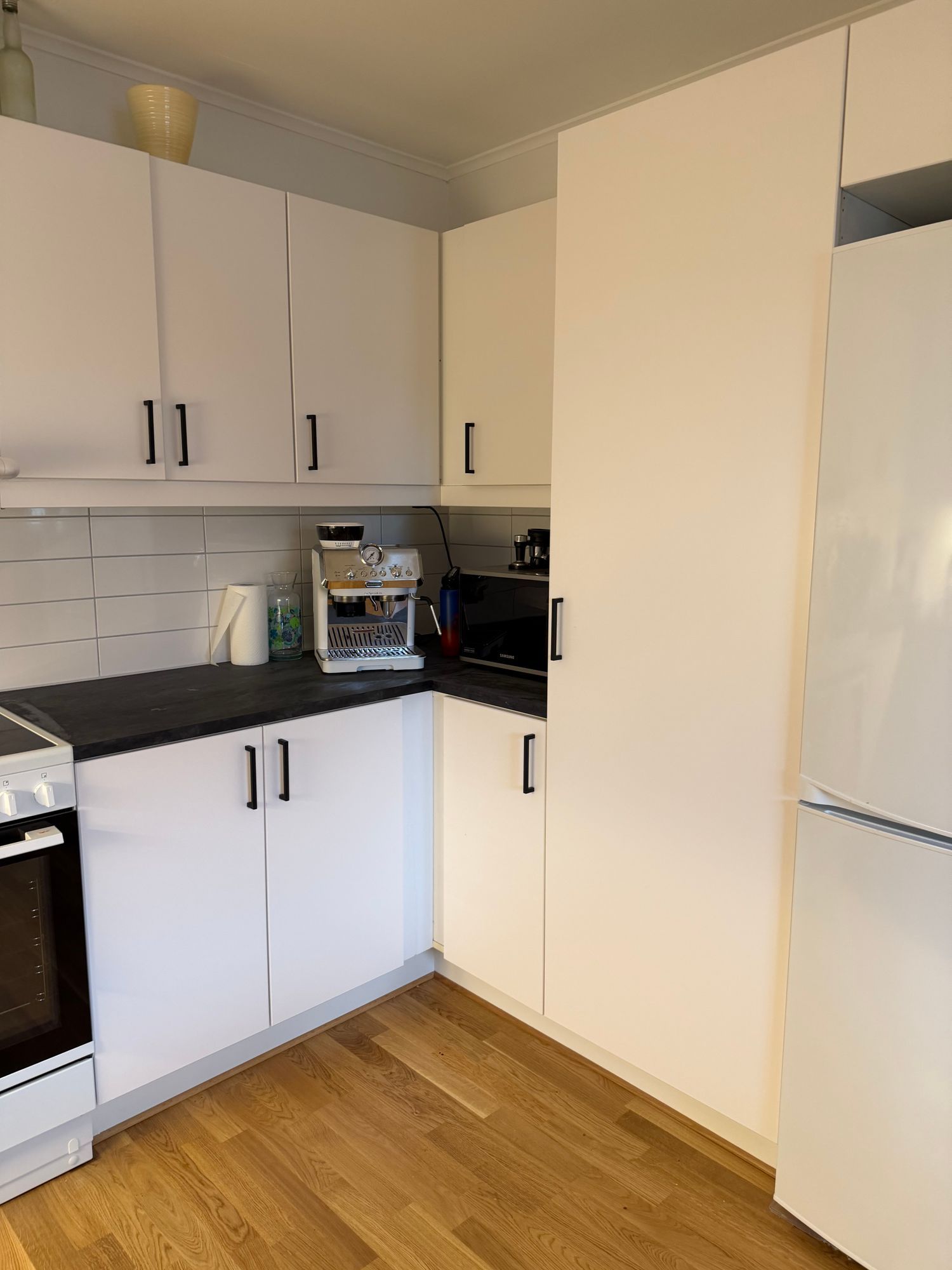 Litet radhus i fiskarläget Glommen, Falkenberg – bild 3 av 8