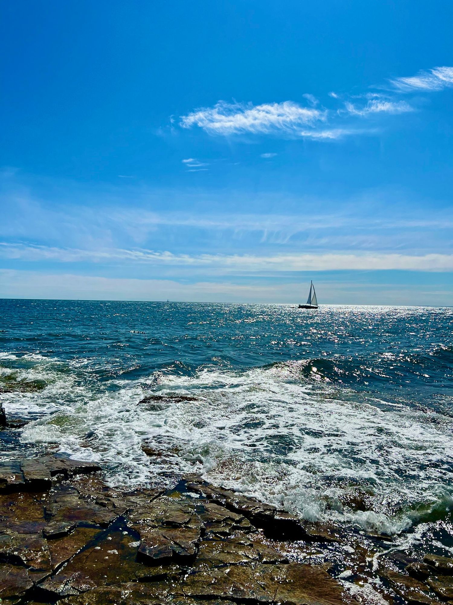 Charmigt radhus vid havet i idylliska Brantevik, Ö – bild 24 av 24