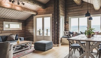 Exklusivt Timmerhus i övre Sadeln nära backen