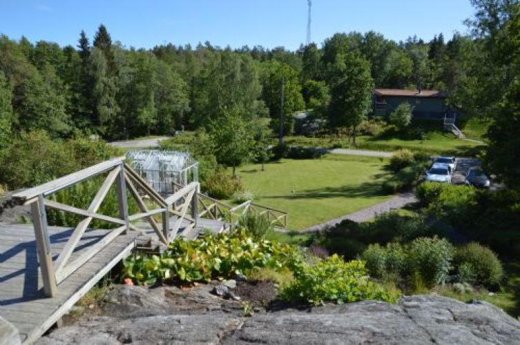 Lagnöström Ingarö. Havsutsikt, lantlig miljö – bild 6 av 24