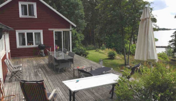 Paradis/sjötomt/strand/klippor/enskilt/båt