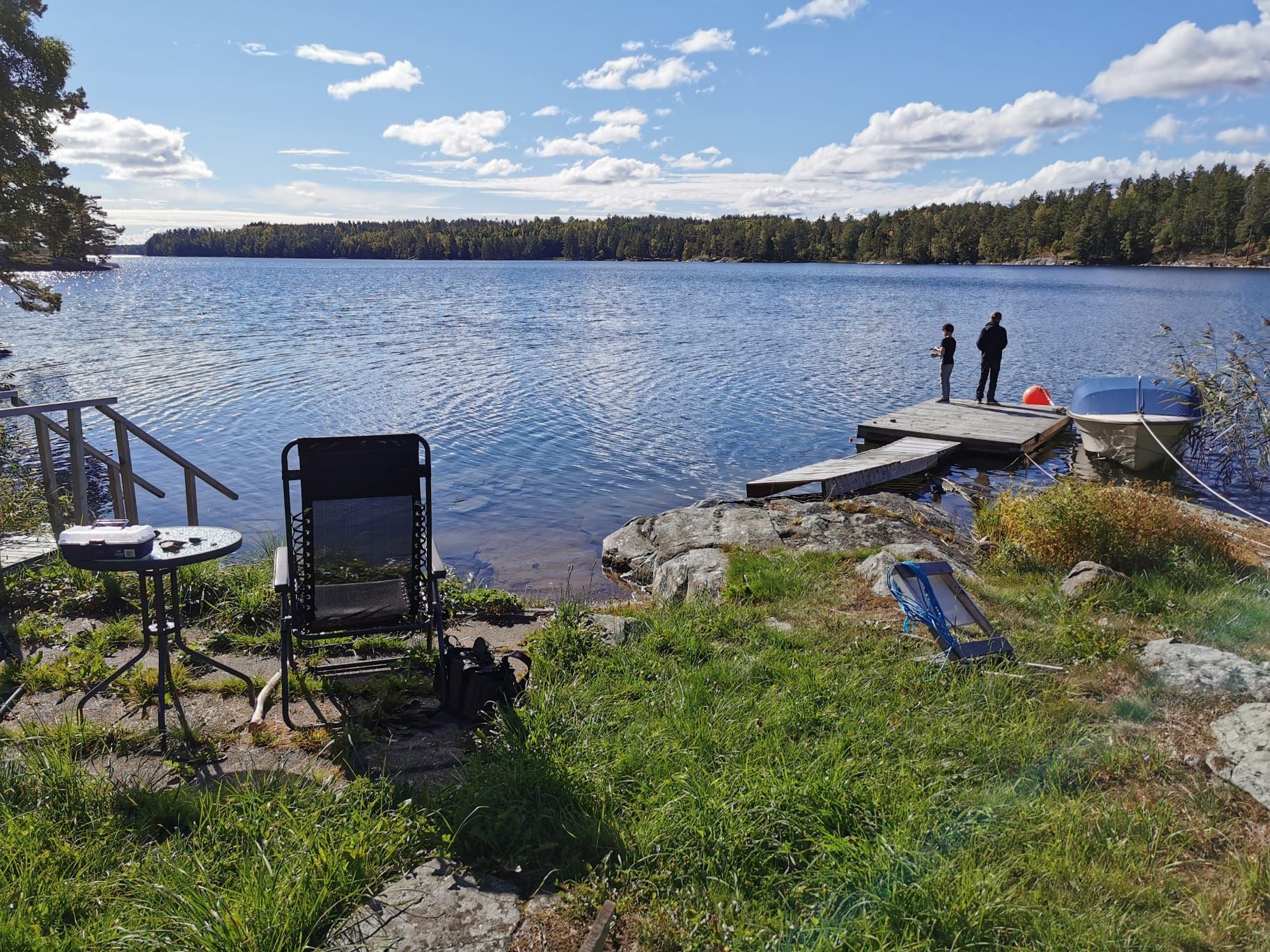 Stuga vid den vackra sjön Ånimen i Dalsland – bild 5 av 14