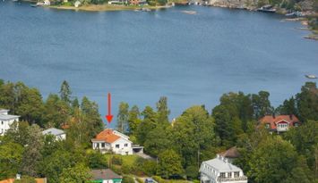 Välskött villa på Solsidans bästa läge