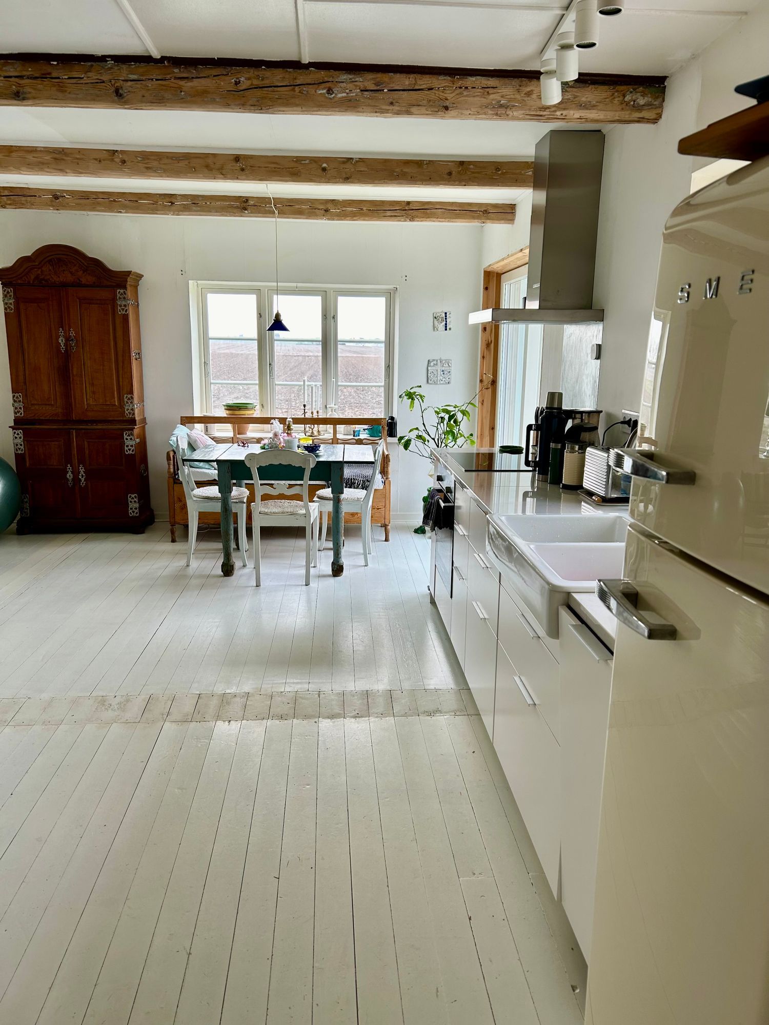 Skånegård unikt läge utsikt över fälten – bild 17 av 24