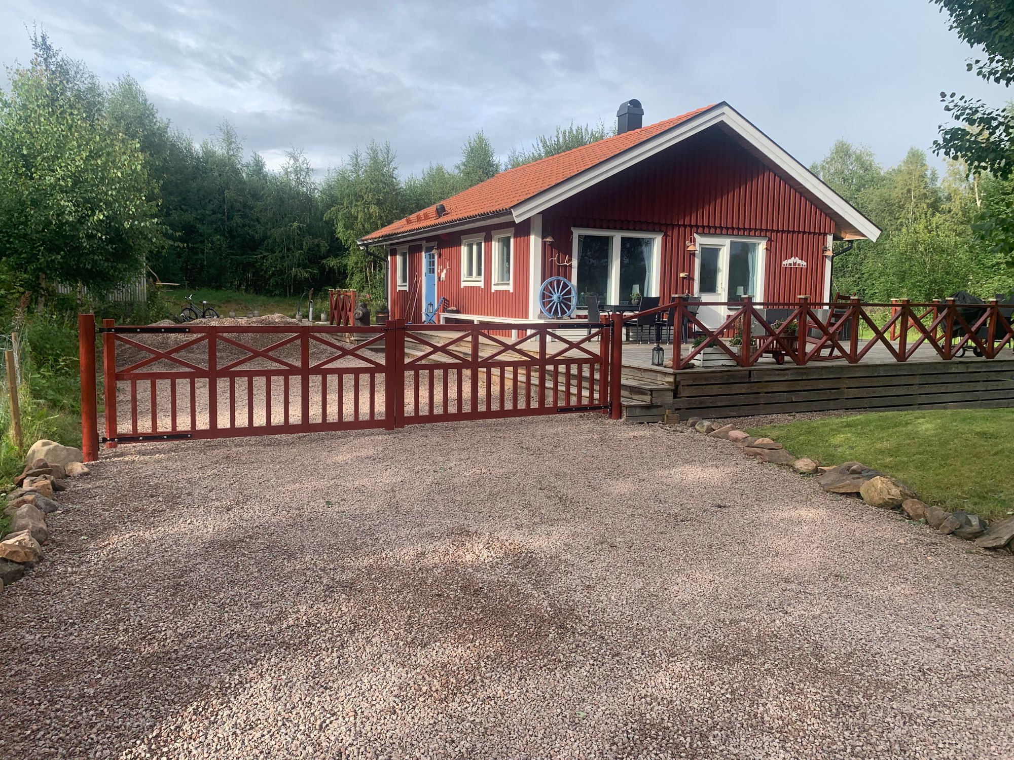 Litet hus i fina Vattnäs utanför Mora
