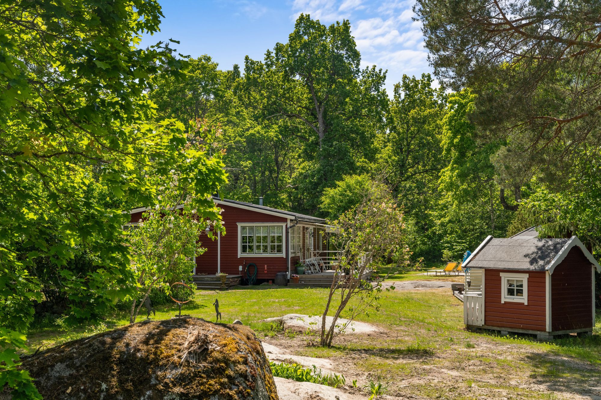 Söt stuga i härliga Roslagen
