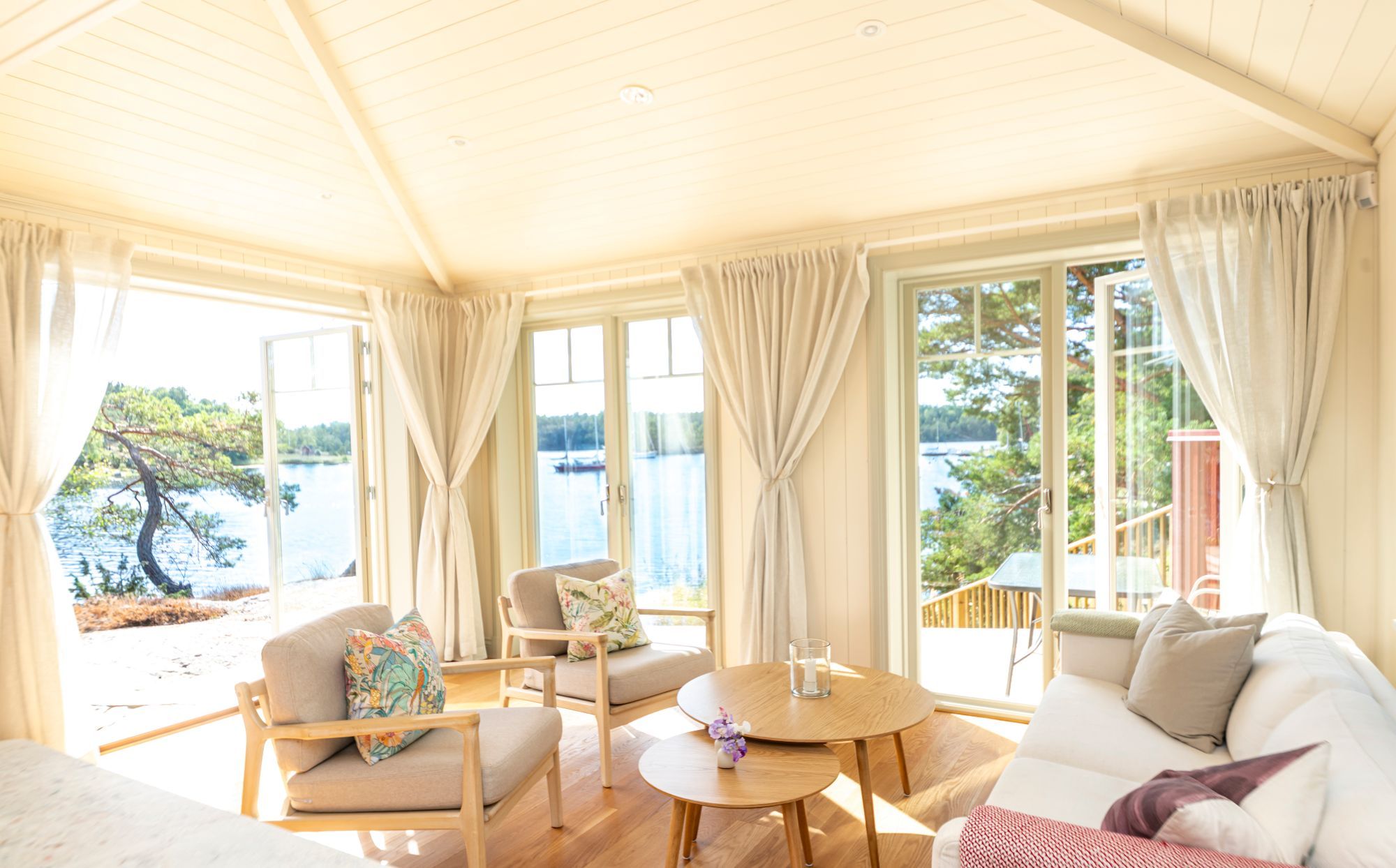 Nybyggt skärgårdshus, privat brygga och sandstrand – bild 20 av 24