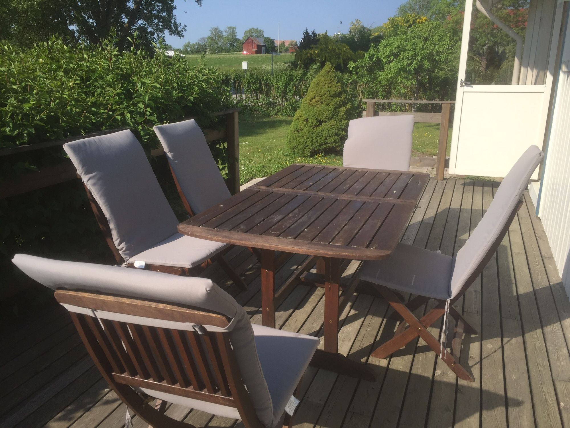 Sjönära villa i fårösund – bild 5 av 11