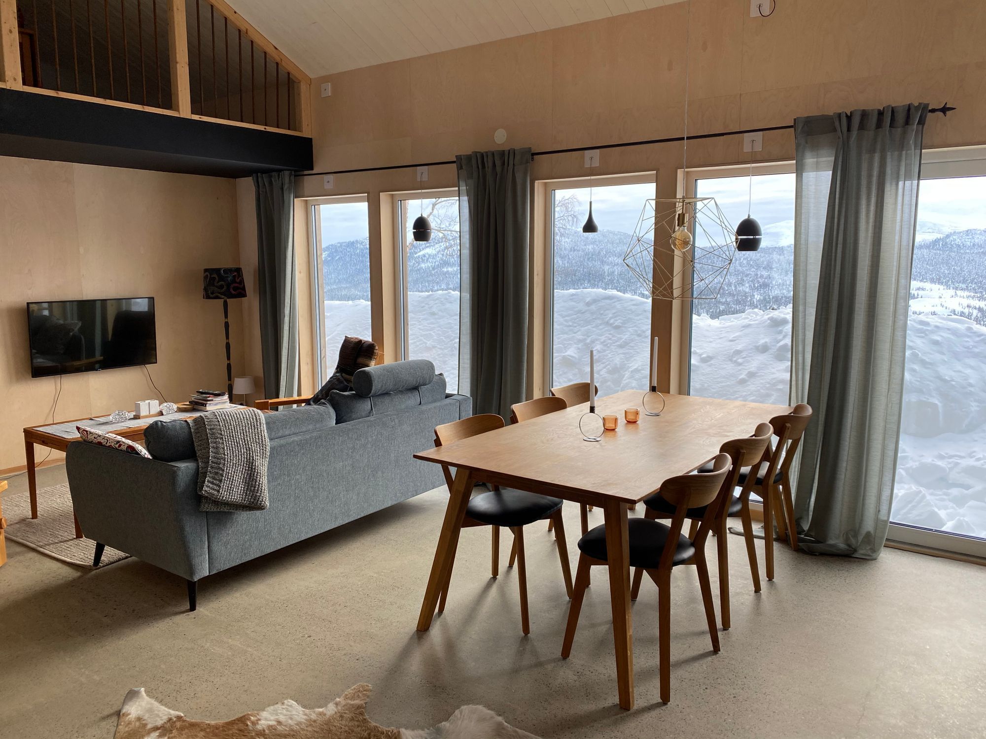 Mysig stuga i Kittelfjäll med fantastisk utsikt – bild 5 av 24