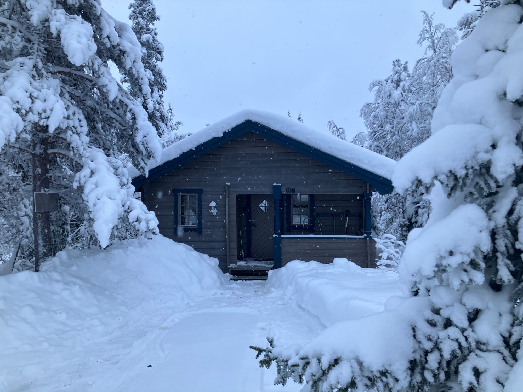 Mysig fjällstuga i Fjätervålen – 50m till längdsp.