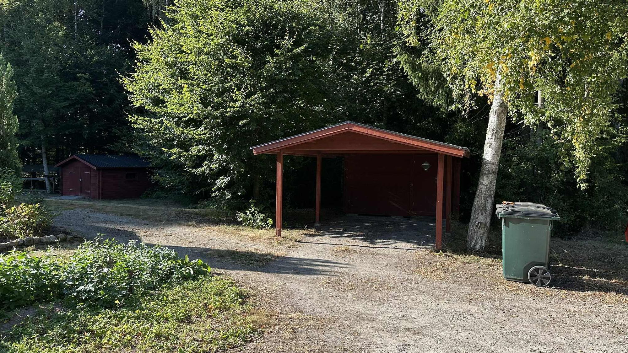 Skogsnära stuga i Ludvigsborg – bild 21 av 23