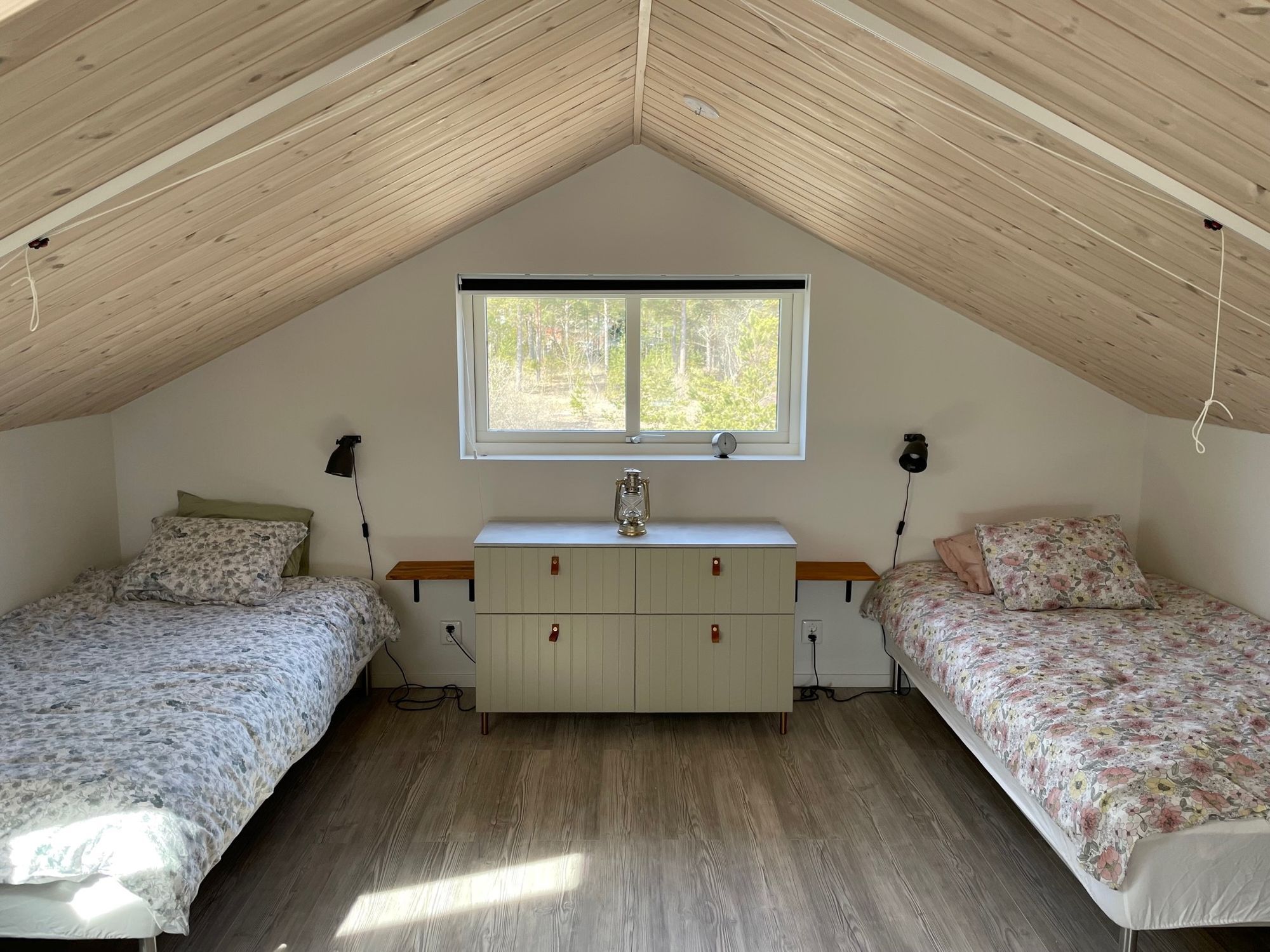 Stuga i Valleviken på norra Gotland – bild 10 av 14