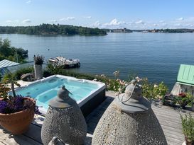 Fantastic lakeside plot 30 km from Stockholm