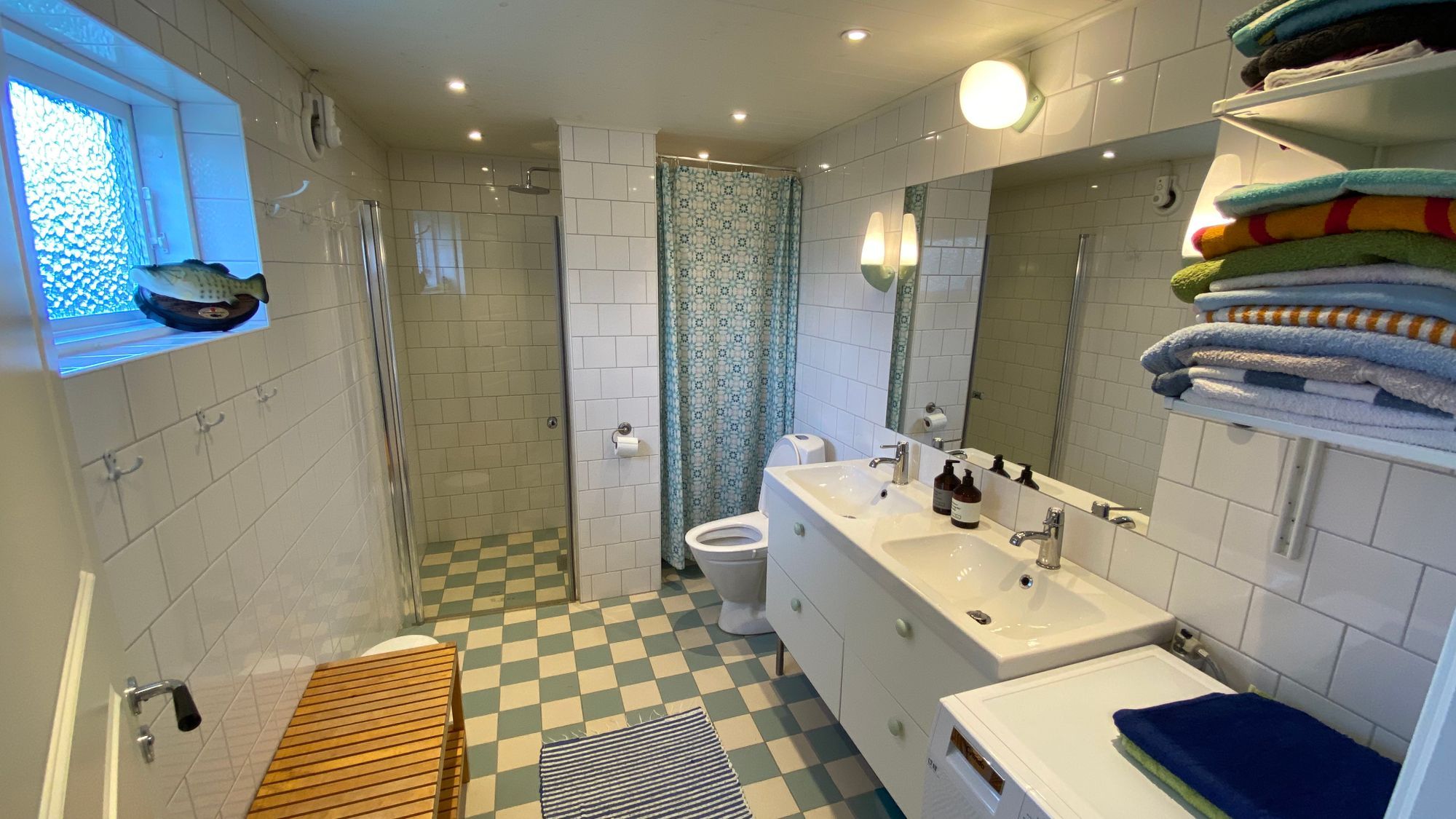 Fint hus med egen brygga - bra fiske – bild 21 av 24