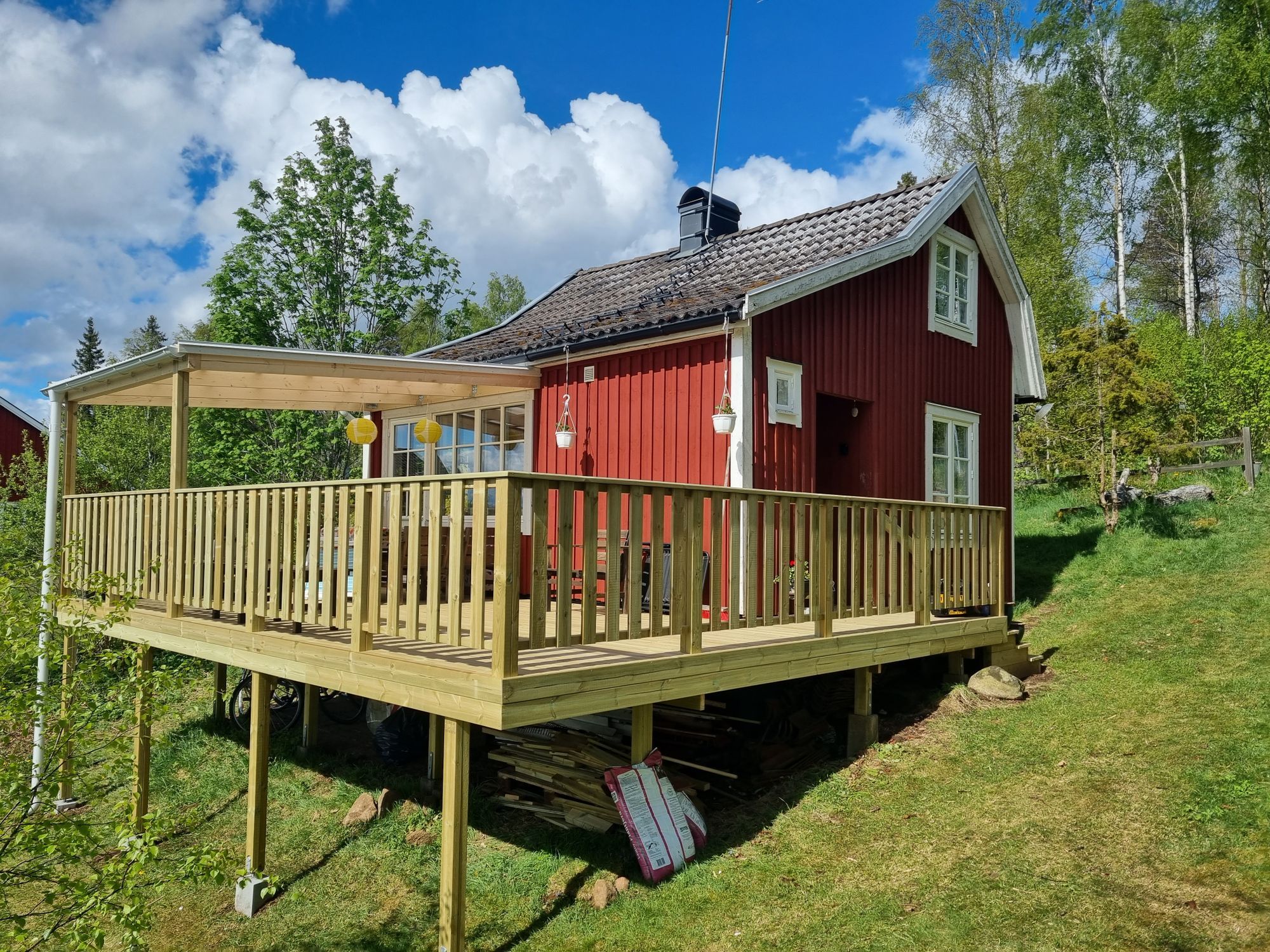 Mysig stuga med sjötomt på småländska höglandet – bild 7 av 24