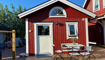 Nybyggt Attefallshus i Laxvik 300 m från havet.