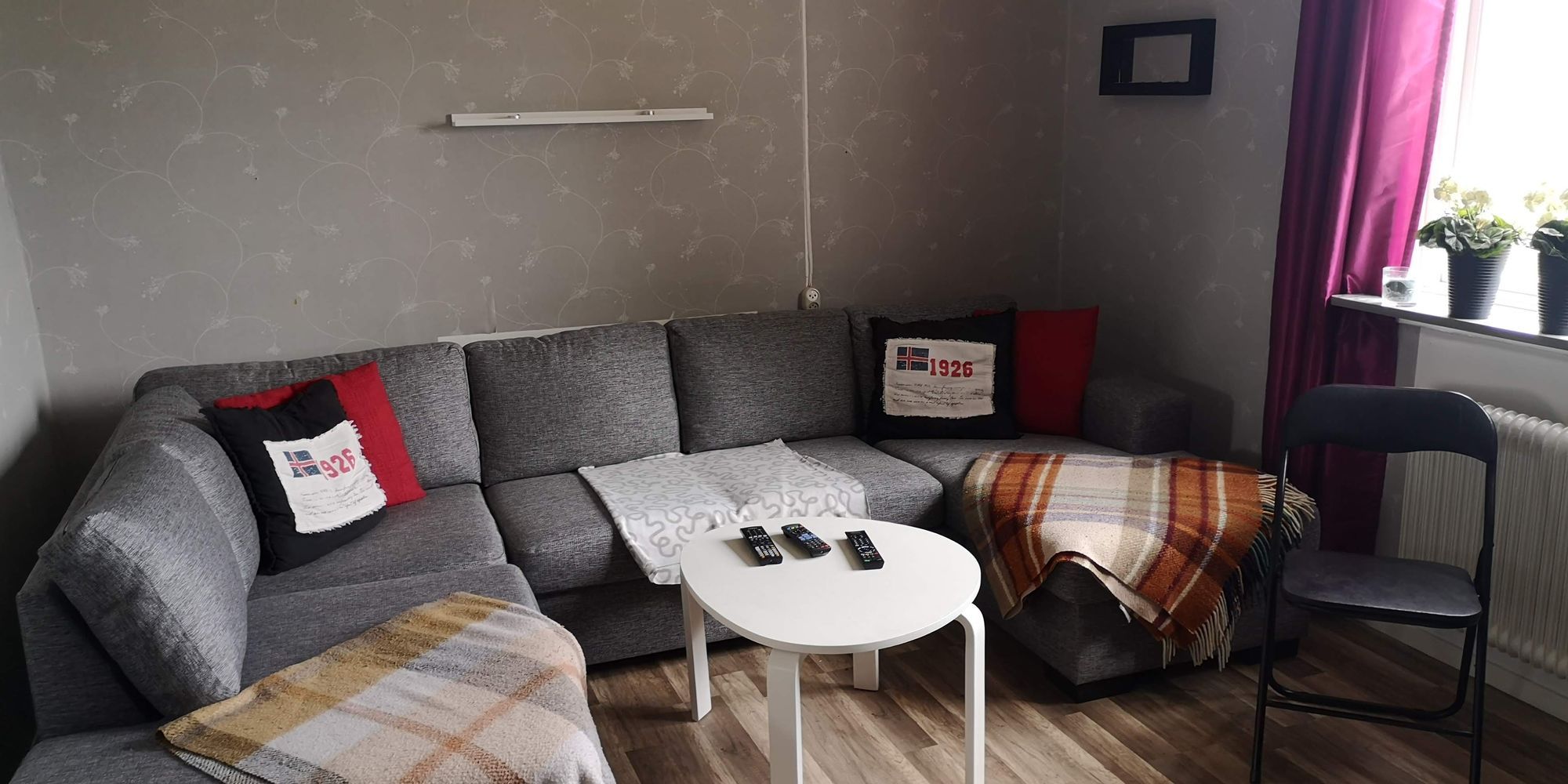 Fridfullt semesterhus – bild 4 av 16