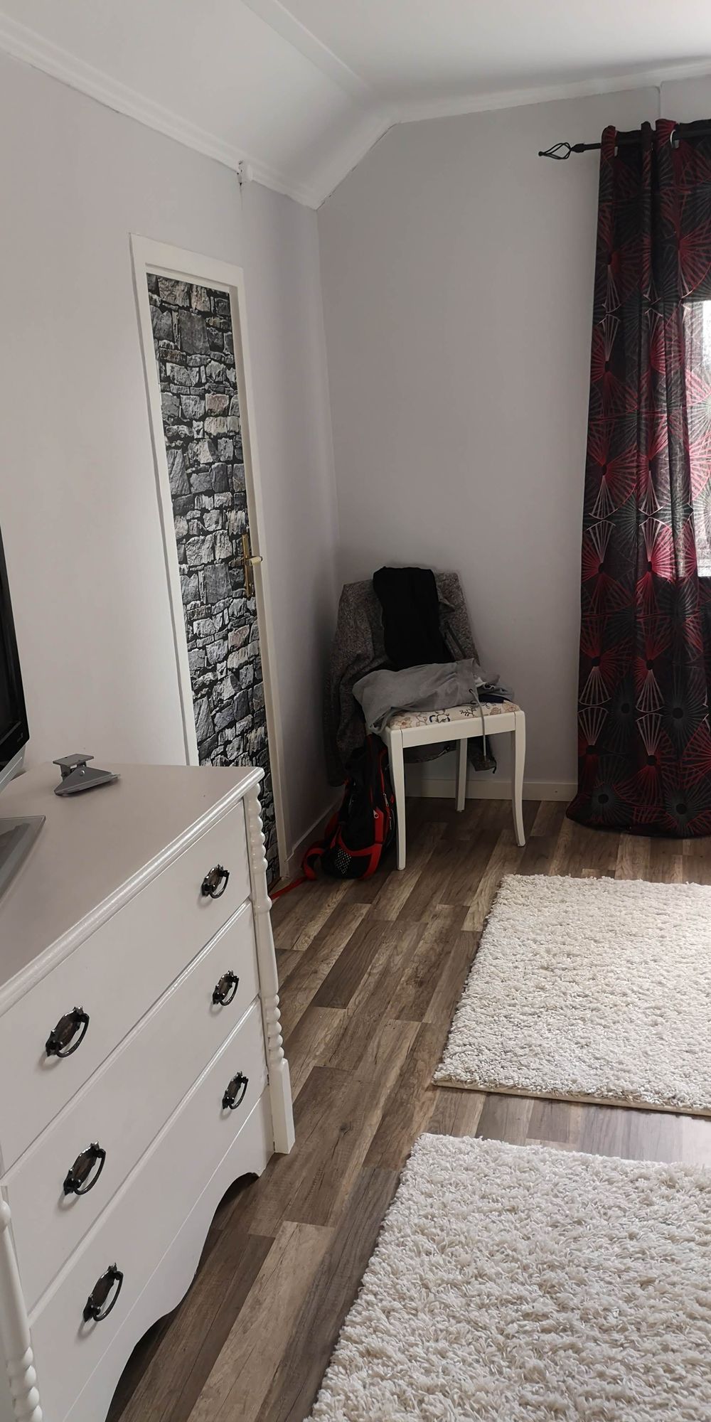 Fridfullt semesterhus – bild 7 av 16