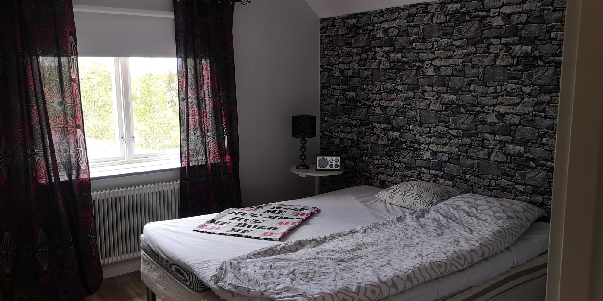 Fridfullt semesterhus – bild 6 av 16