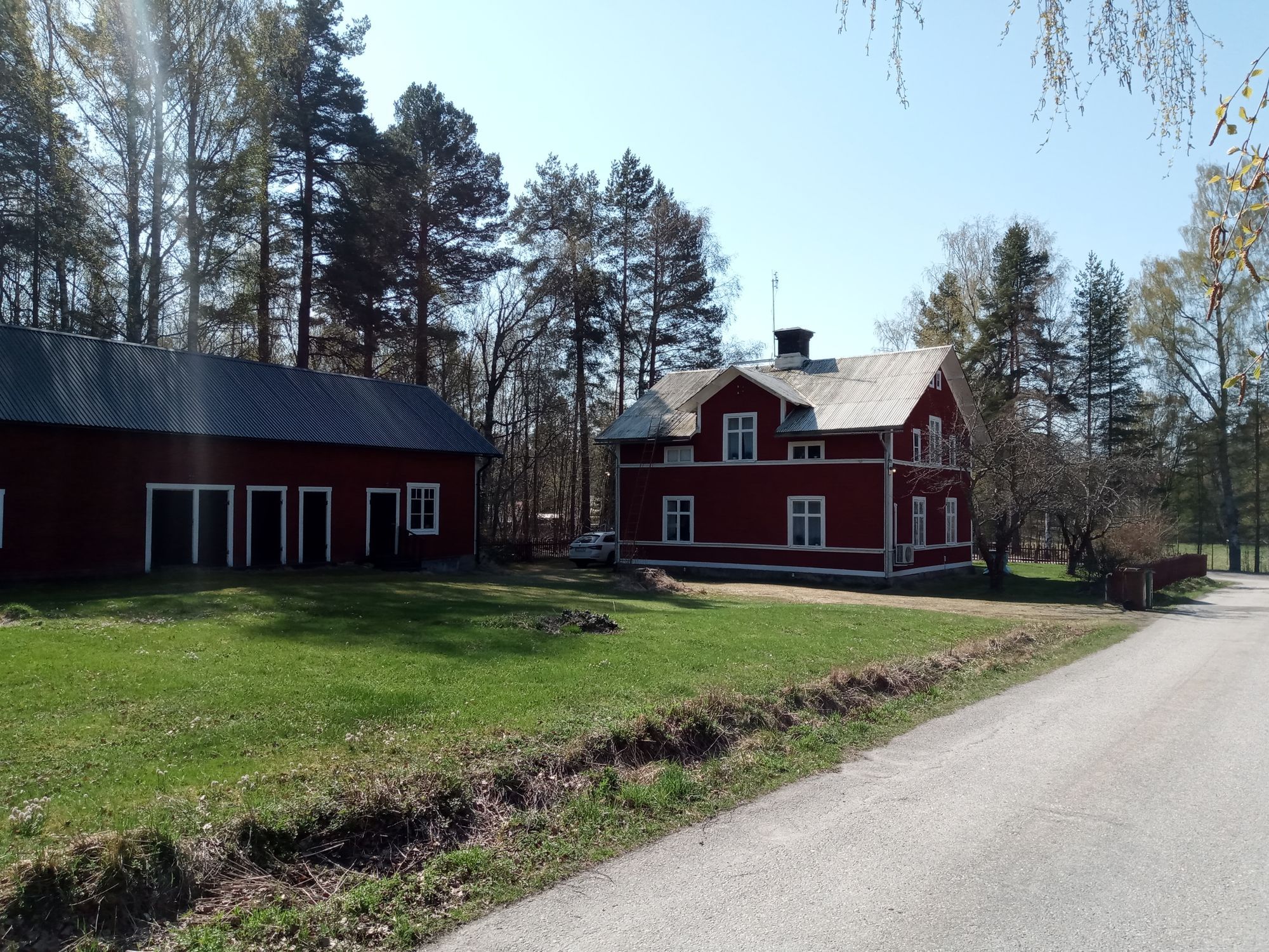 Stort Hälsingehus i natusköna Bergvik – bild 4 av 24