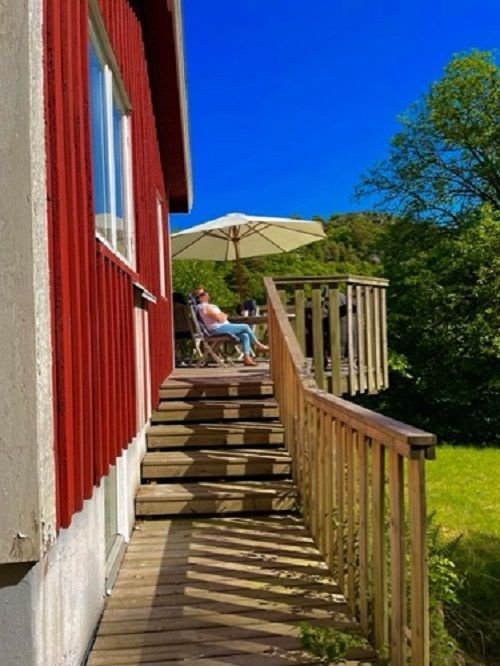 Strandnära stuga på Tjörn – bild 7 av 23