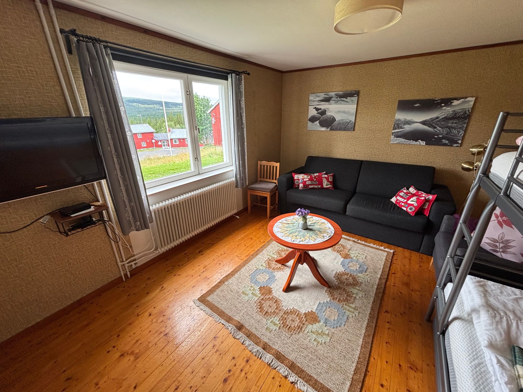 Lägenhet i villa i härliga Edsåsdalen – bild 6 av 15