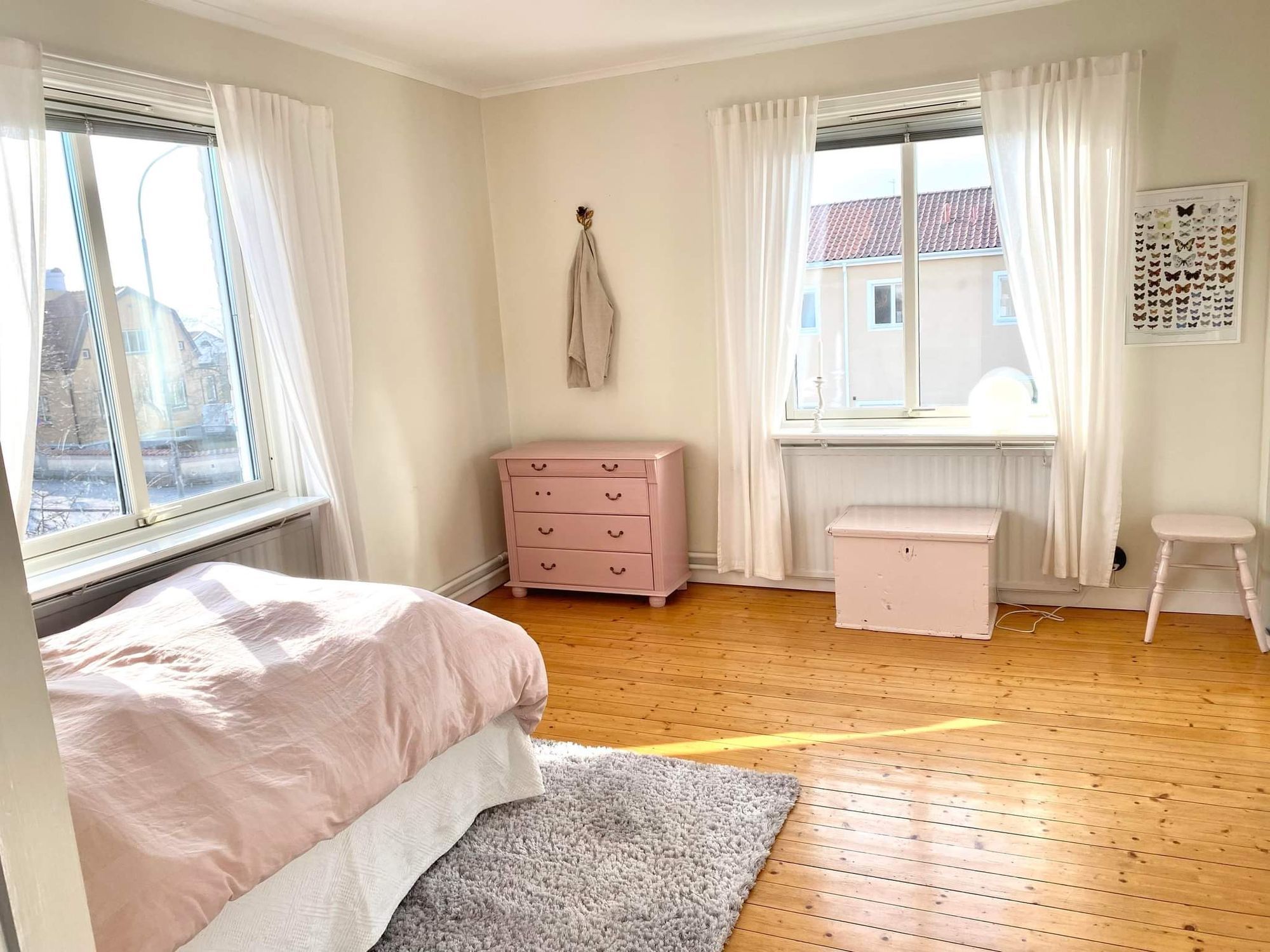 Hus med härlig trädgård mitt i Visby – bild 8 av 12