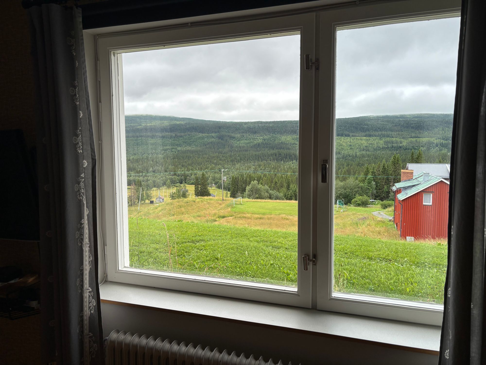 Lägenhet i villa i härliga Edsåsdalen – bild 10 av 15